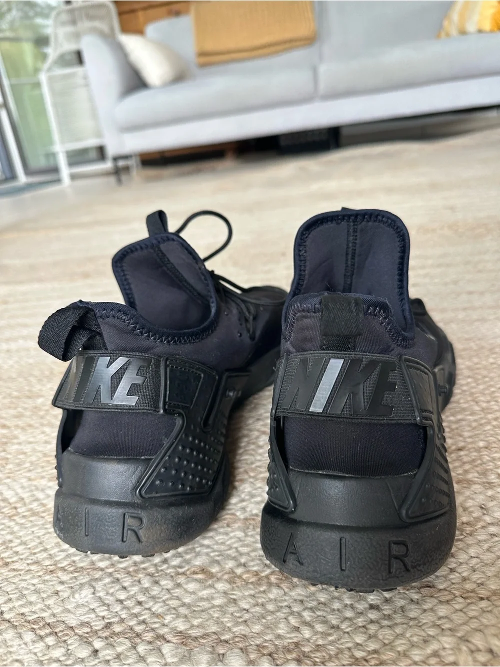 Nike all black